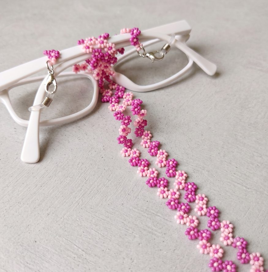 Pink Daisy Beaded Glasses Chain