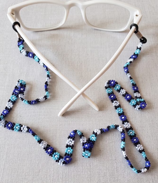 Blue Daisy Beaded Glasses Chain